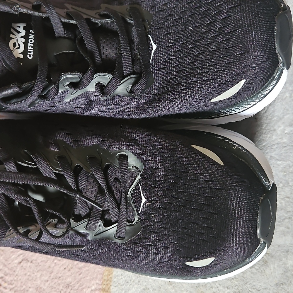 Hoka One One Clifton 9.5 B Black White Athletic Running Sneakers - Picture 8 of 10